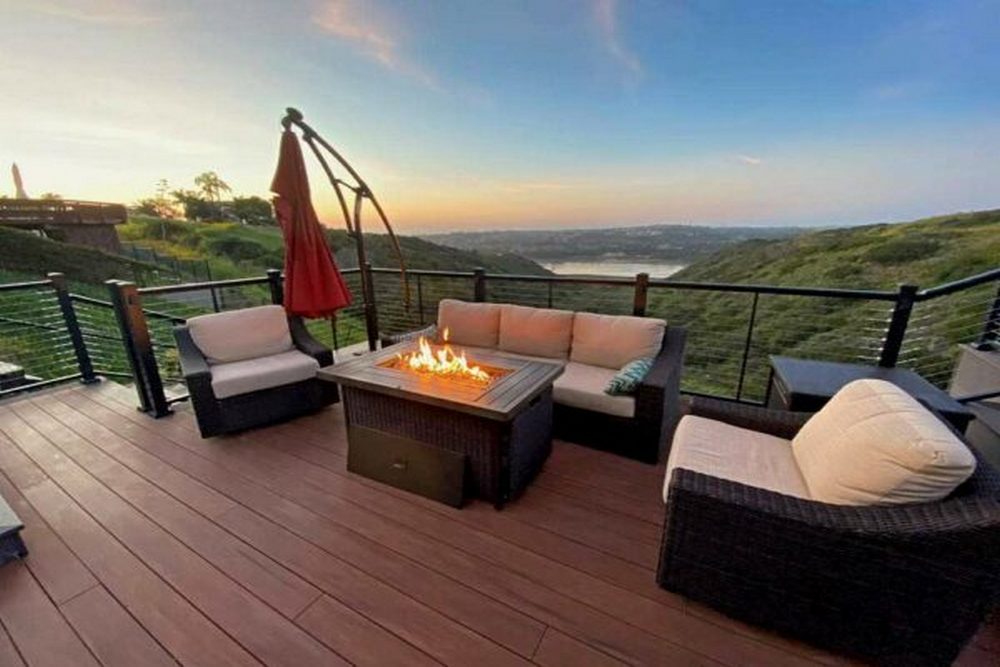 Why Outdoor Kitchens Make Decks Better for Entertaining